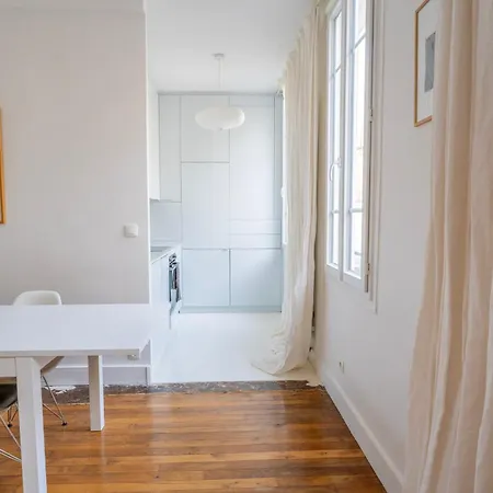 Prestigious Duplex Near The Eiffel Tower Paris