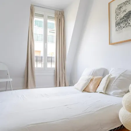 Prestigious Duplex Near The Eiffel Tower Apartment *